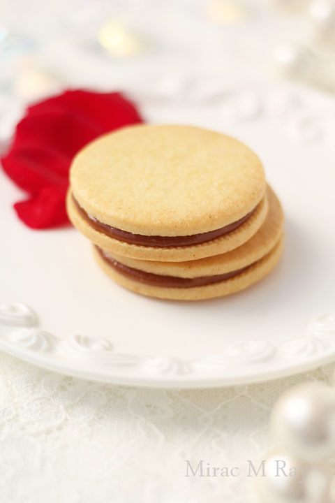 【レシピ】ミルクキャラメルとバタークッキー。二つの出会いと調和。キャラメルサンドクッキー