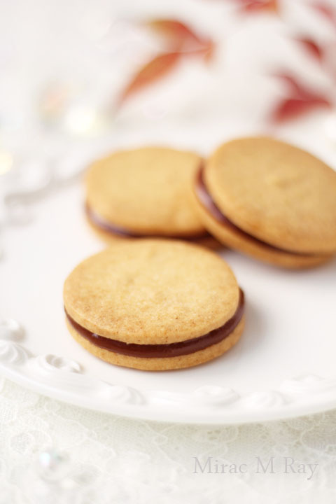 【レシピ】さっくりクッキーとキャラメルの情緒。キャラメルサンドクッキー